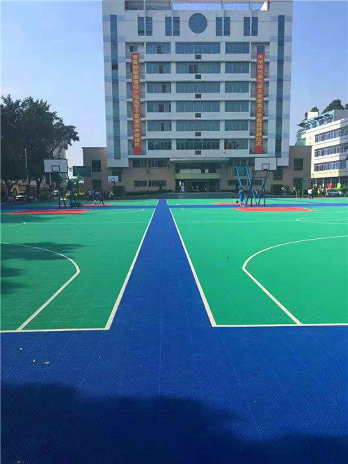 悬浮地板厂家-拼装地板施工-幼儿园拼装地板-拼装地板批发-成冠体育