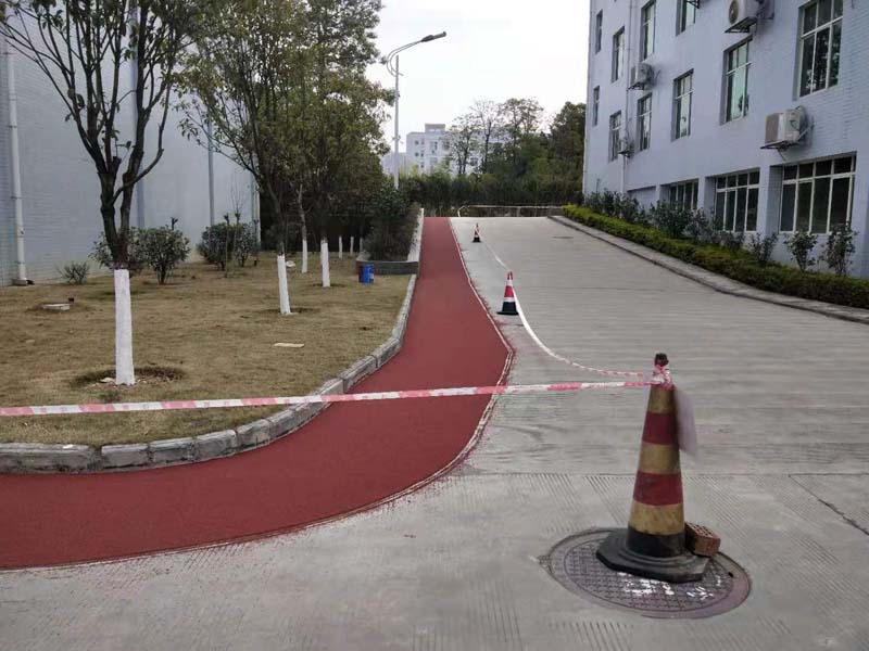 防滑陶瓷颗粒厂家成冠体育